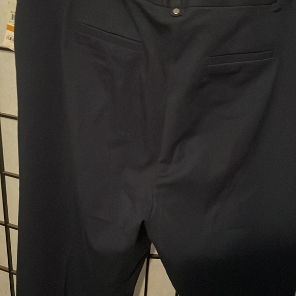 Capris - Picture 3 of 5